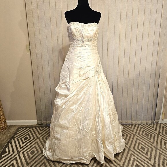 Anjolique Ivory Strapless Wedding Dress 12 - Picture 1 of 7